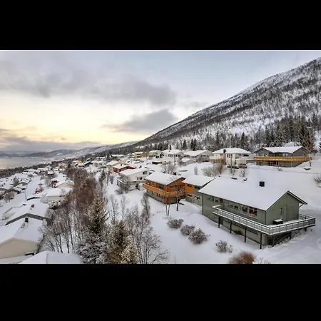 Utsiktsleilighet Med Parkering Tromsø Exterior foto